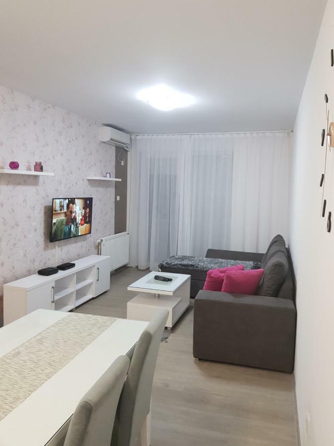Apartment Gea 18 Újvidék Kültér fotó