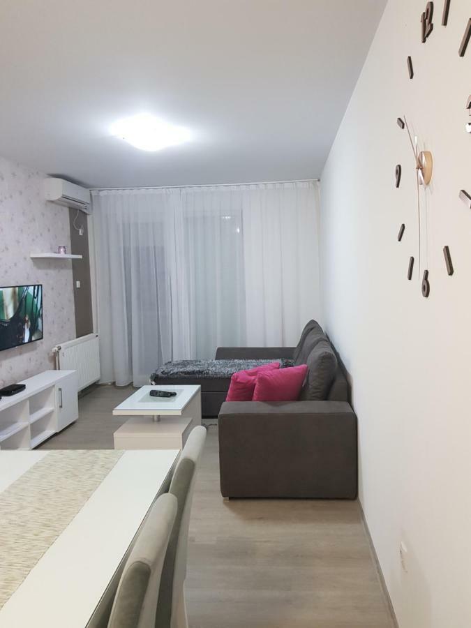 Apartment Gea 18 Újvidék Kültér fotó