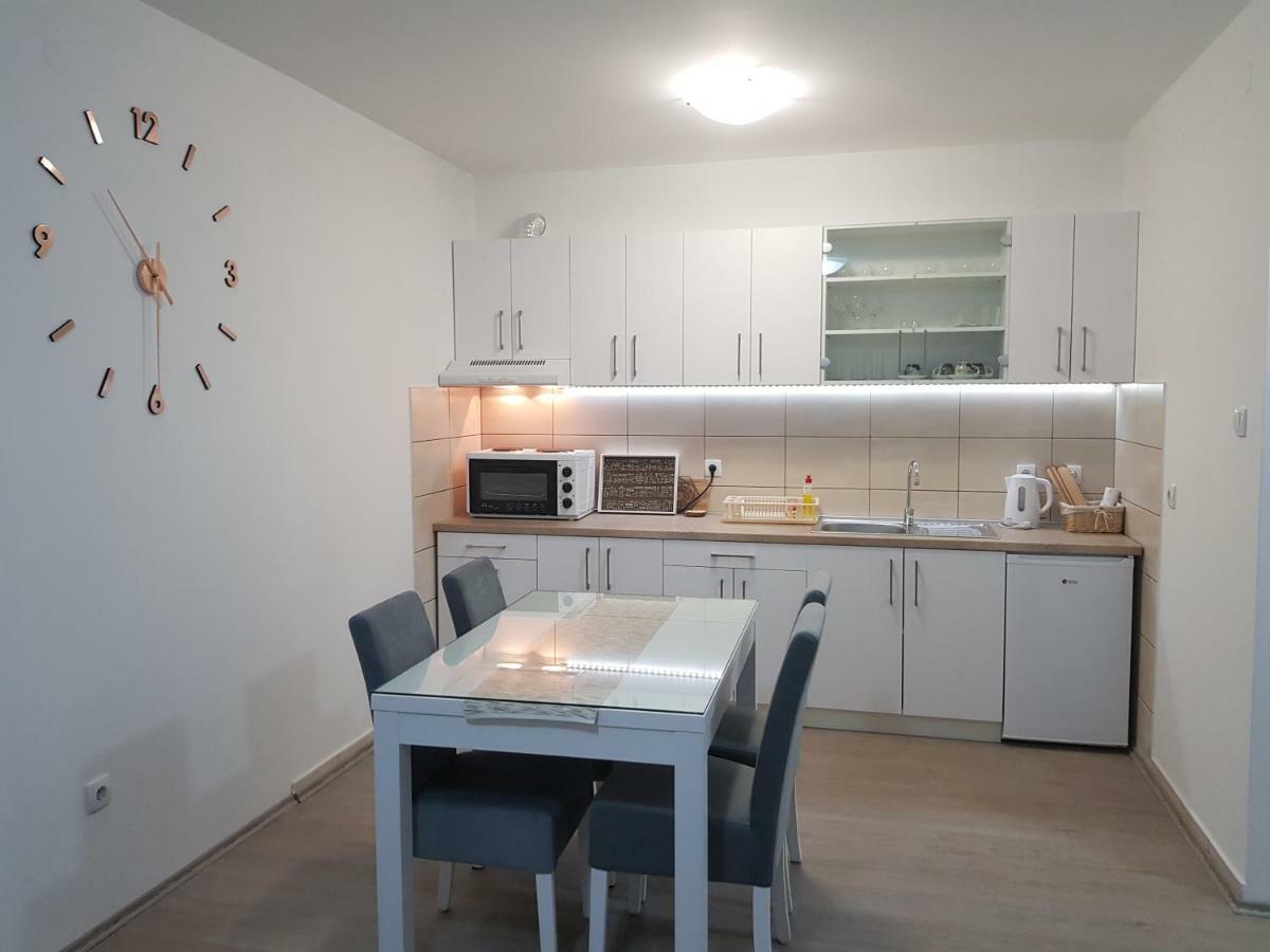 Apartment Gea 18 Újvidék Kültér fotó